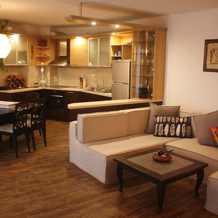 Central Square Apartment Пловдив Екстер'єр фото