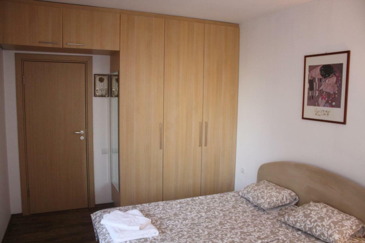 Central Square Apartment Пловдив Екстер'єр фото